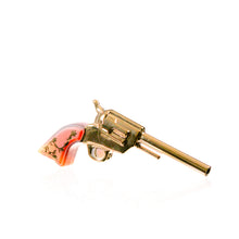 Load image into Gallery viewer, Hemper Wild West Peacemaker Hand Pipe
